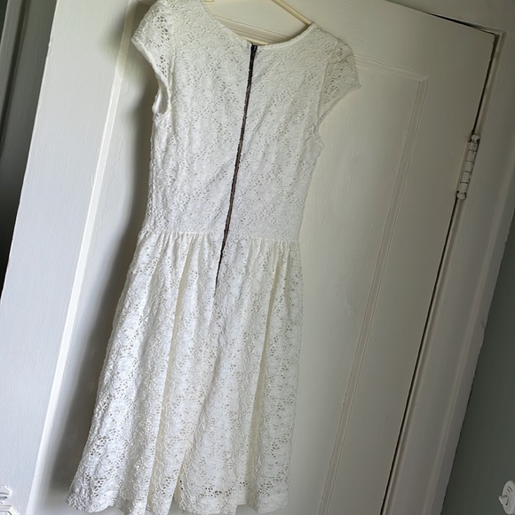 Made in USA - XS GUESS lace dress - Picture 2 of 6